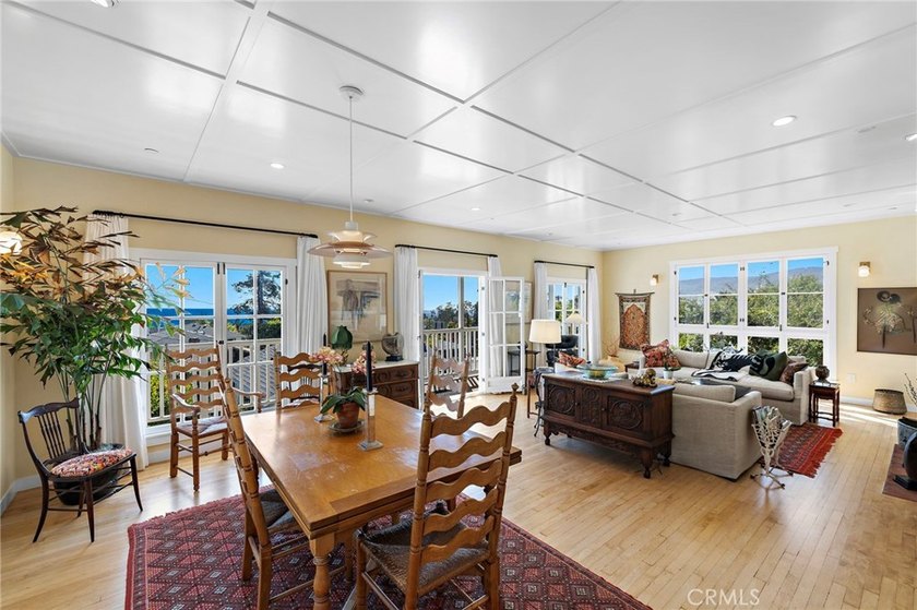 Nestled in one of Laguna Beach's most sought-after neighborhoods - photo 14