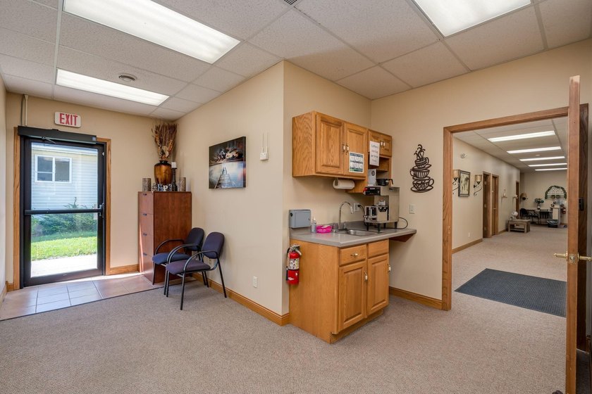 1618 + 1620 3rd Ave - Commercial package opportunity featuring - photo 22