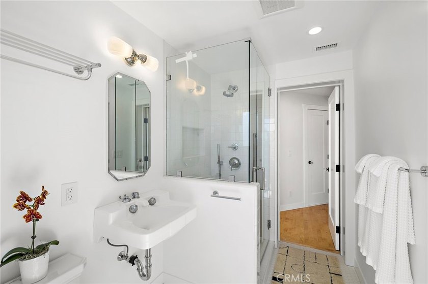 Nestled in one of Laguna Beach's most sought-after neighborhoods - photo 23