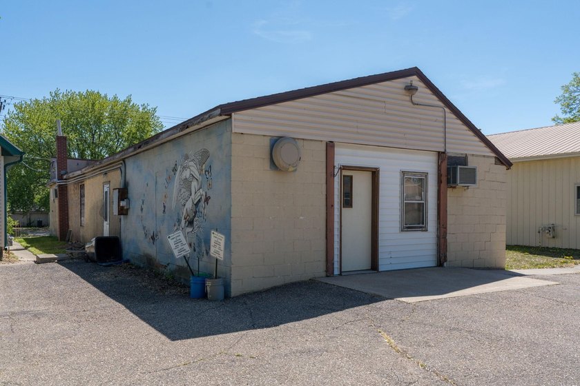 1618 + 1620 3rd Ave - Commercial package opportunity featuring - photo 28