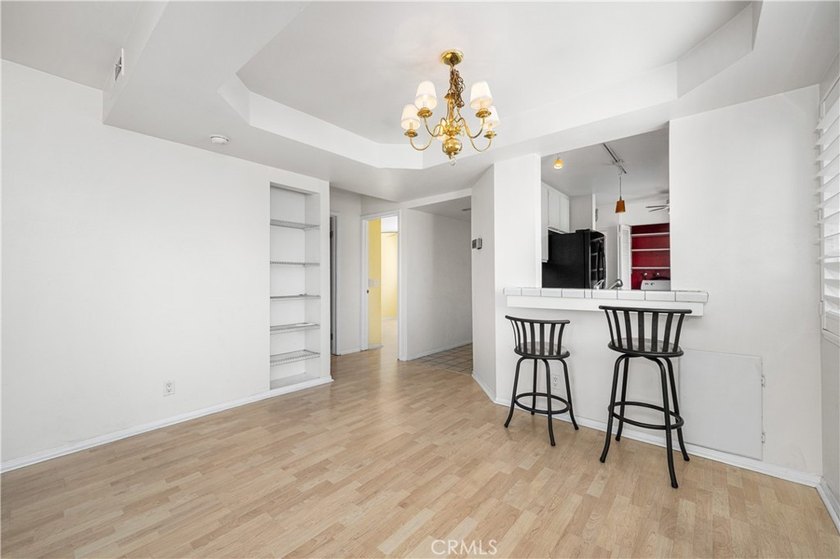 Welcome to Unit 311 at Pars Plaza, a beautifully maintained - photo 14