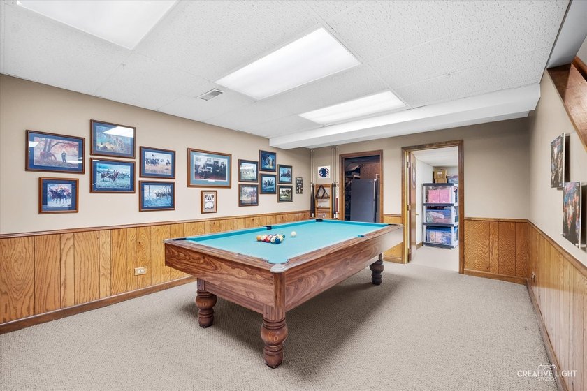 Tucked within the prestigious Royal Fox community, this - photo 18