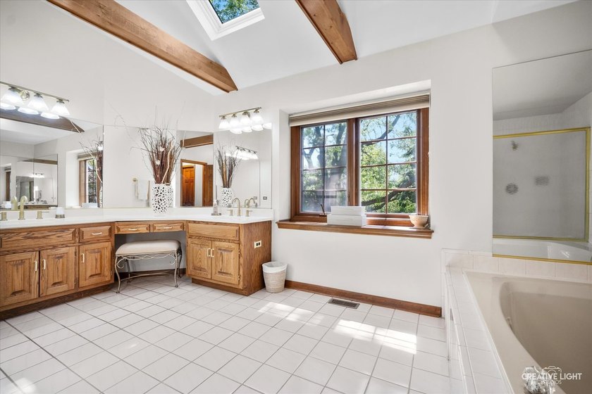 Tucked within the prestigious Royal Fox community, this - photo 23