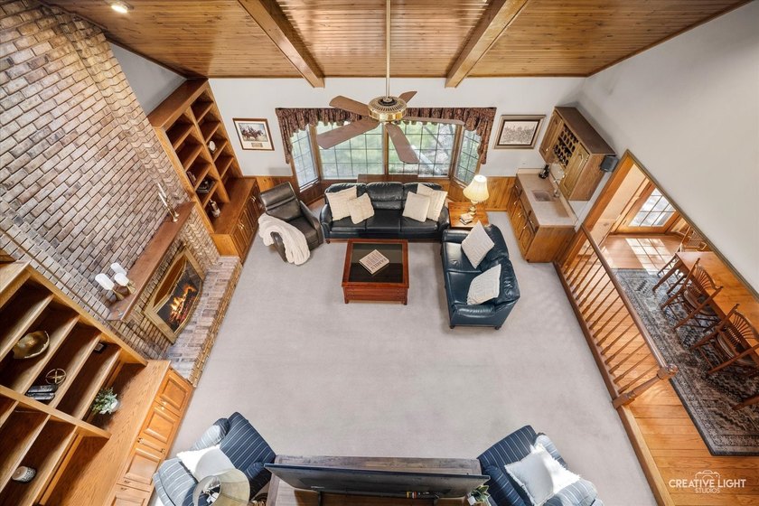 Tucked within the prestigious Royal Fox community, this - photo 27