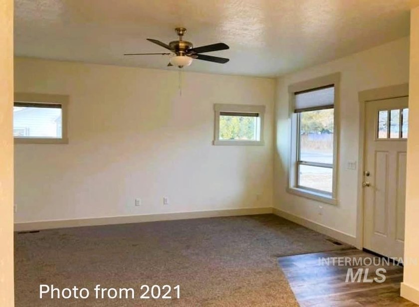 Discover a great investment opportunity in Bruneau, Idaho! This - photo 5