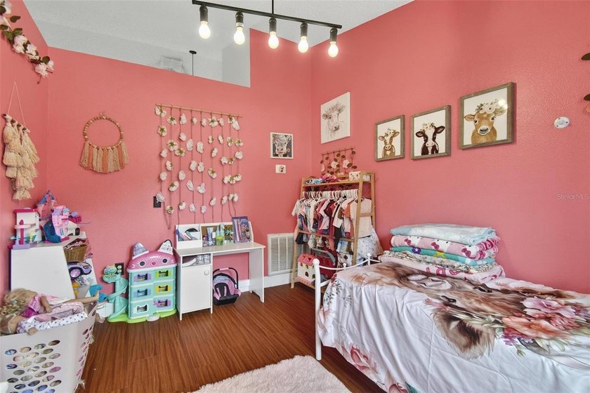 Opportunity awaits at 195 Parkview Drive in Palm Coast! This - photo 11