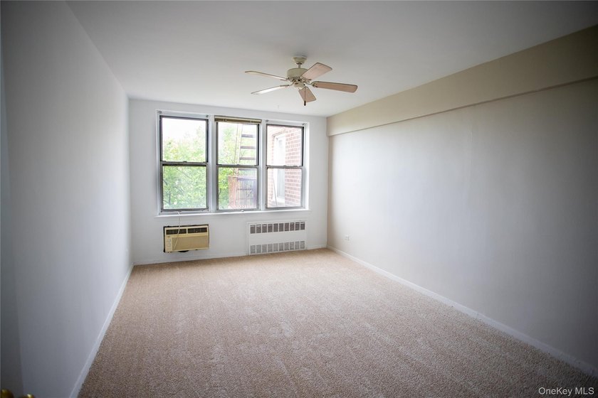 Welcome to Unit #7B at 1530 E. 8th Street - a freshly updated - photo 9