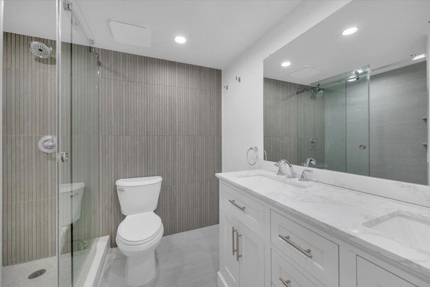 High-demand Jupiter Beach-area investment opportunity! This - photo 13
