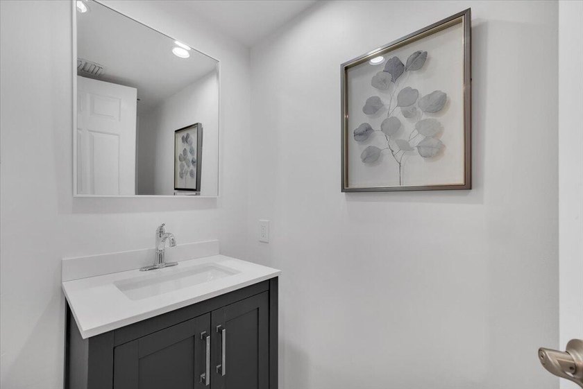 High-demand Jupiter Beach-area investment opportunity! This - photo 15