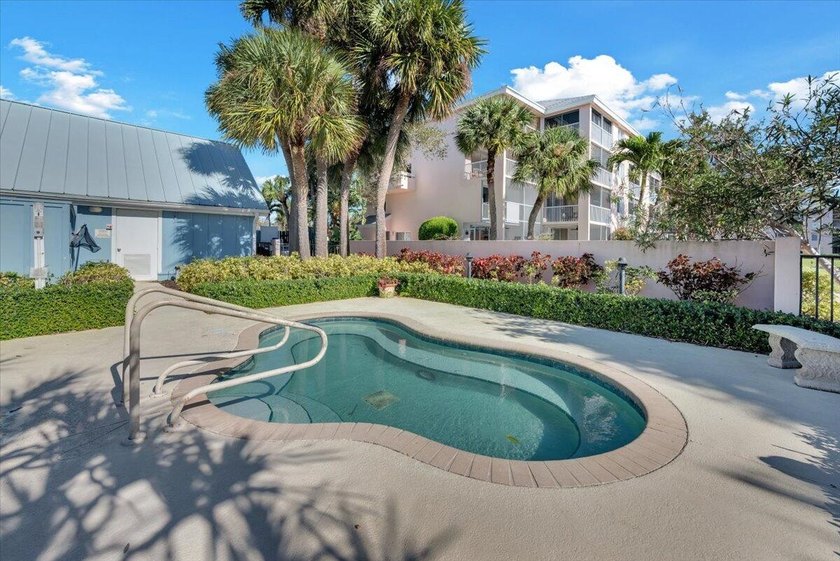 High-demand Jupiter Beach-area investment opportunity! This - photo 26