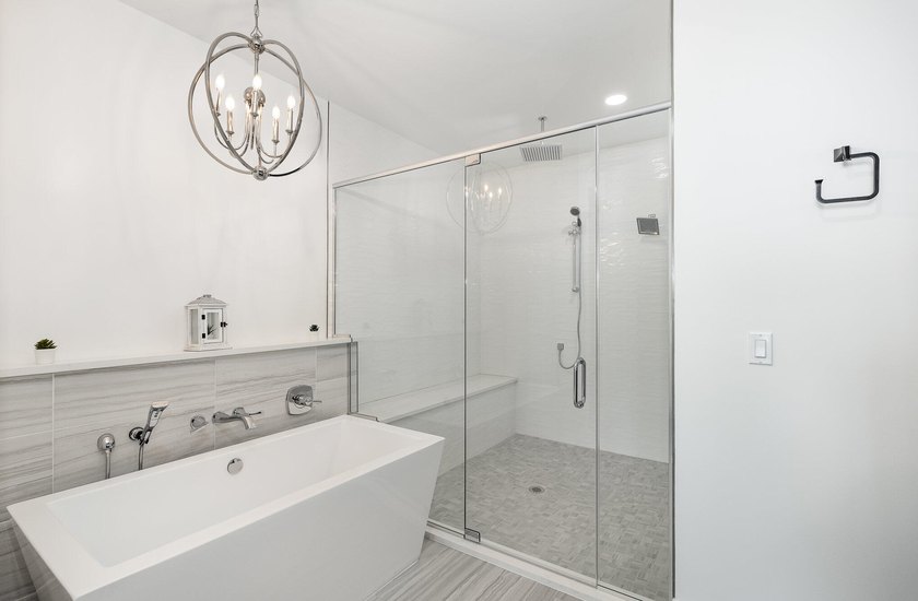 Seller motivated! Discover elevated ocean-to-river luxury- - photo 15