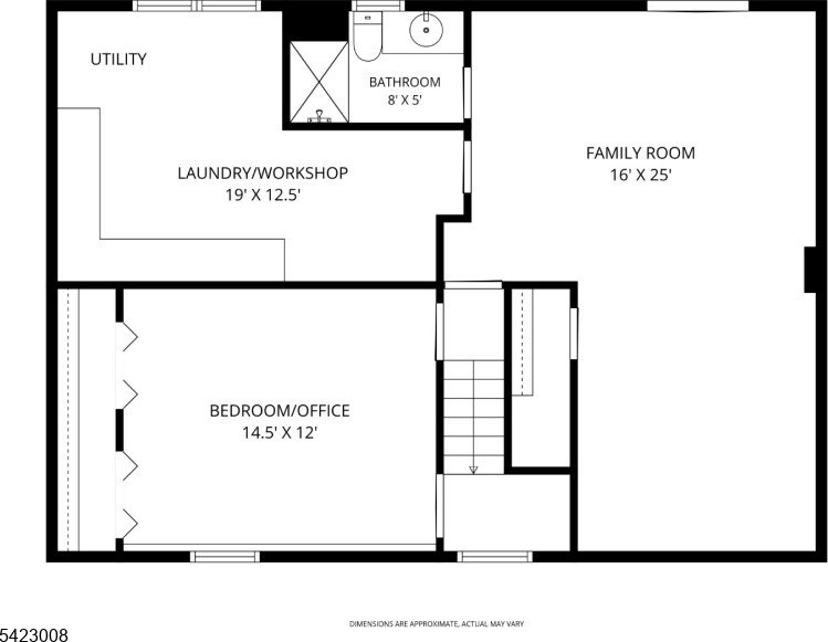 Welcome to this newly renovated bilevel, positioned perfectly on - photo 42
