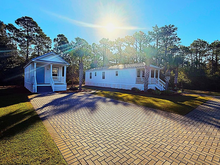 Discover a rare (3) lots &amp; (6) homes opportunity in a peaceful - photo 3