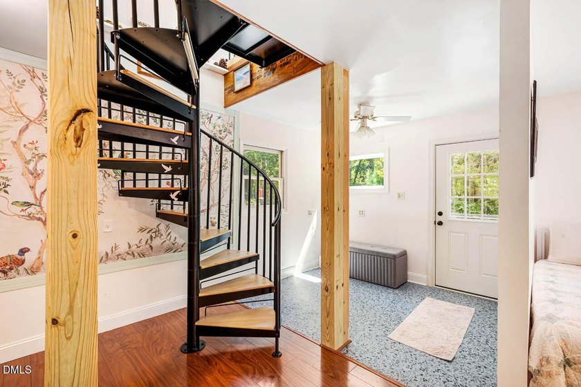 Magical treehouse retreat just minutes from downtown Pittsboro - photo 20