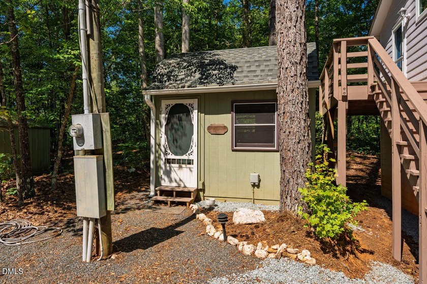 Magical treehouse retreat just minutes from downtown Pittsboro - photo 30
