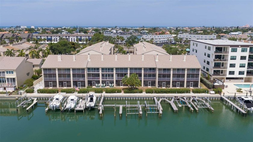Tucked within one of Tierra Verde's most desirable waterfront - photo 4