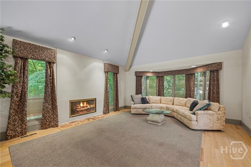 Nestled in the prestigious River Oaks community along the North - photo 13