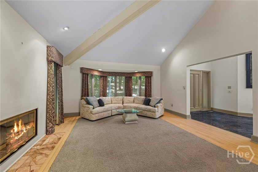 Nestled in the prestigious River Oaks community along the North - photo 14