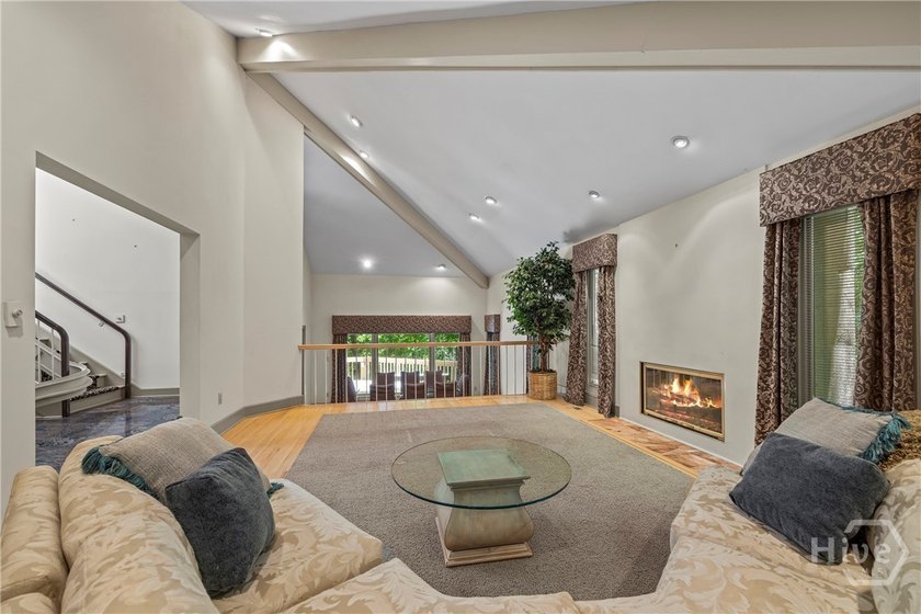 Nestled in the prestigious River Oaks community along the North - photo 15