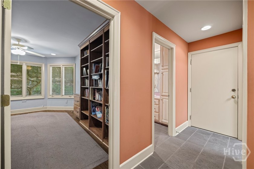 Nestled in the prestigious River Oaks community along the North - photo 36