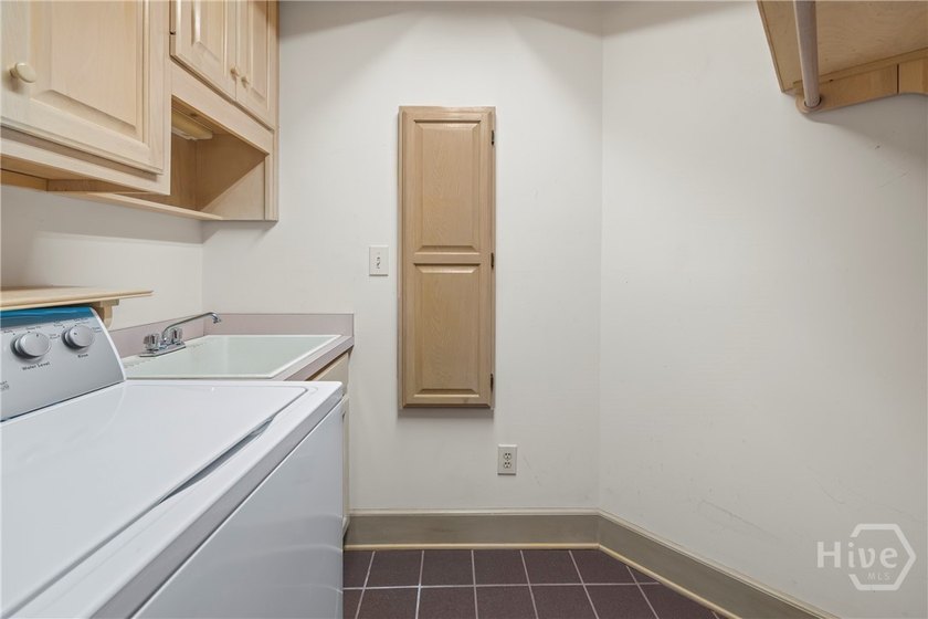 Nestled in the prestigious River Oaks community along the North - photo 39