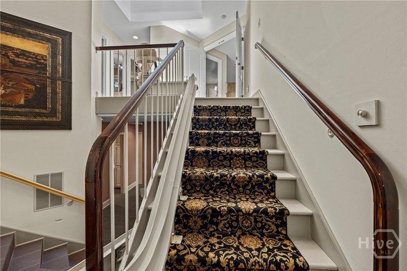 Nestled in the prestigious River Oaks community along the North - photo 42
