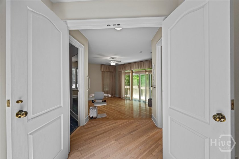 Nestled in the prestigious River Oaks community along the North - photo 43