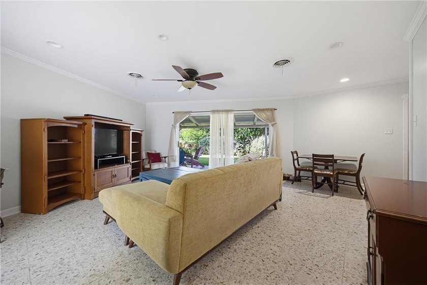 LOCATED in the heart of Portland! This beautifully maintained - photo 13