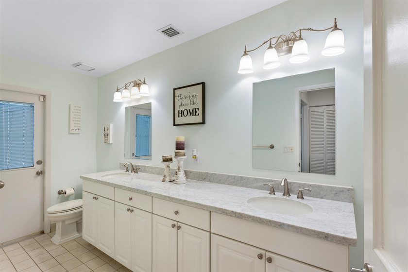 Enjoy a rare opportunity to own a spacious single-story ranch - photo 12