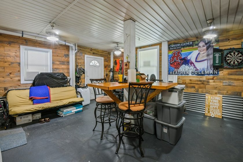 Great Home for Entertaining! This home is just off Hwy. 90 on a - photo 16