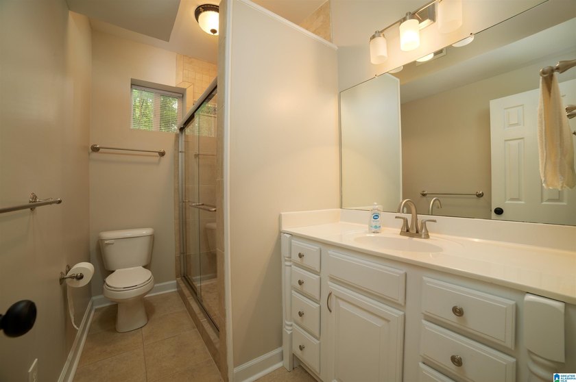 CUSTOM 5 BEDROOM 3.5 BATH BRICK HOME ON LAKE WEDOWEE LOCATED ON - photo 20