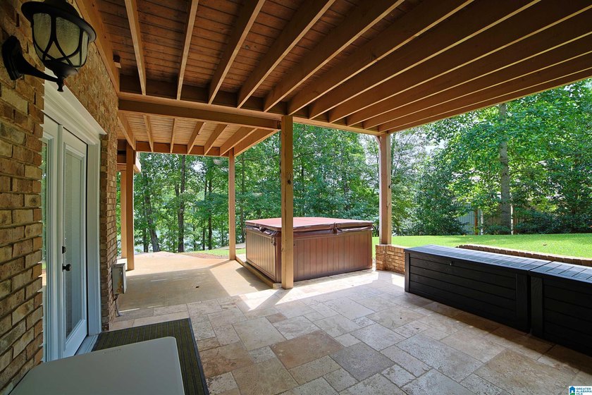 CUSTOM 5 BEDROOM 3.5 BATH BRICK HOME ON LAKE WEDOWEE LOCATED ON - photo 25