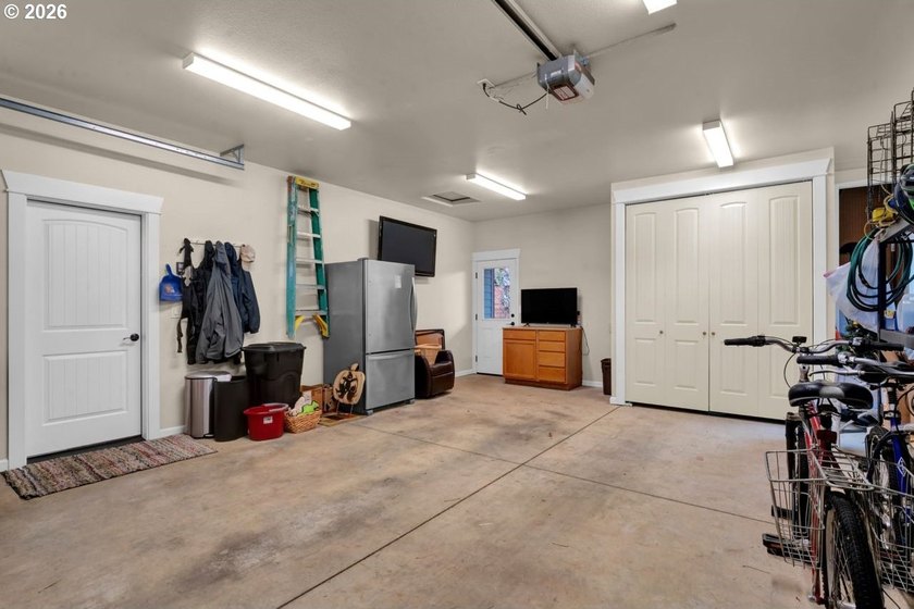 Welcome to this beautiful 1,412 sq. ft. home featuring 1 - photo 29