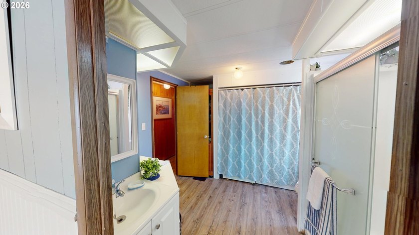 In a small, attractive 55+ park NEAR BEACHES and the harbor - photo 11