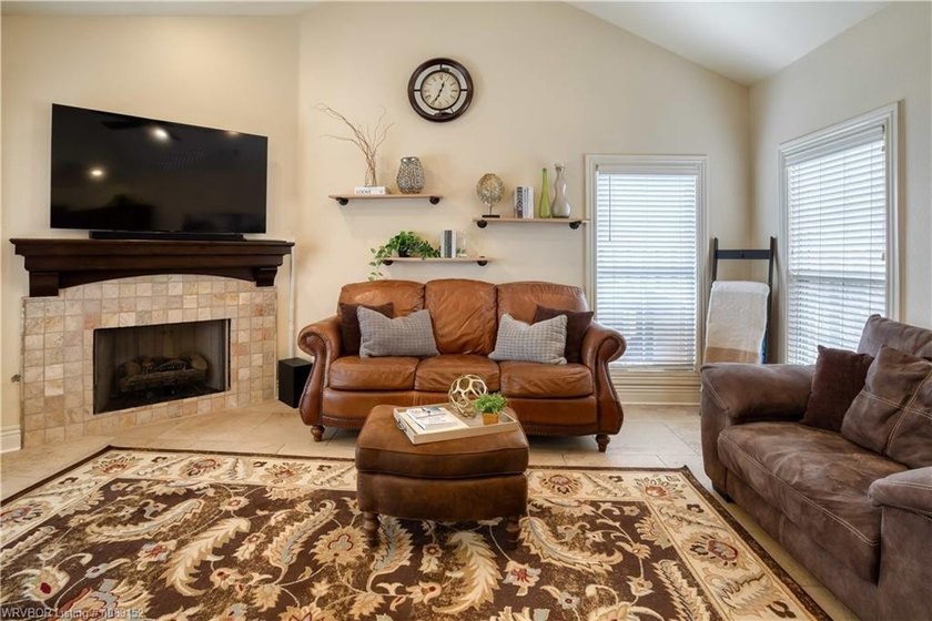 Located in the highly sought after Brighton Place subdivision - photo 15