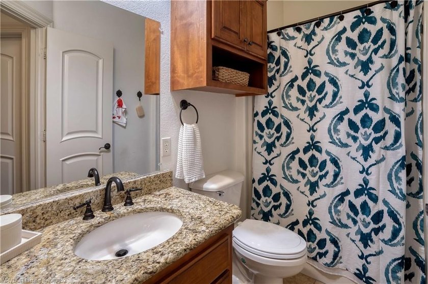Located in the highly sought after Brighton Place subdivision - photo 24