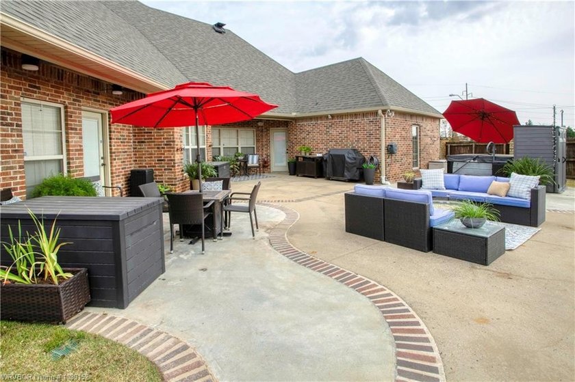 Located in the highly sought after Brighton Place subdivision - photo 40