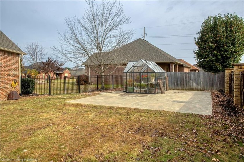 Located in the highly sought after Brighton Place subdivision - photo 43
