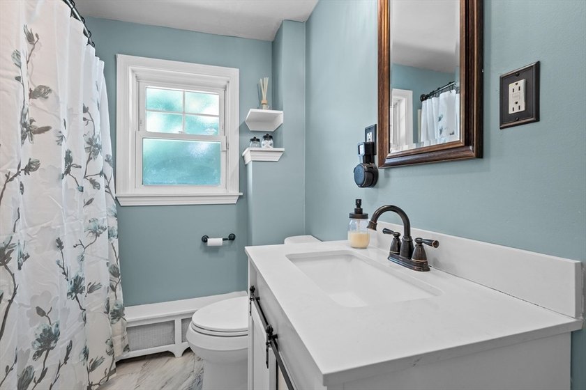 Welcome to this well-maintained 3-bedroom, 1-bath home offering - photo 18