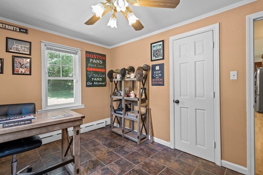 Welcome to this well-maintained 3-bedroom, 1-bath home offering - photo 34