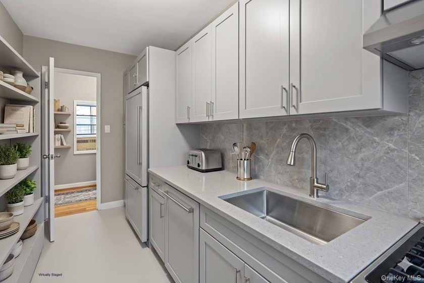 Step into this bright and spacious west-facing one-bedroom in - photo 3