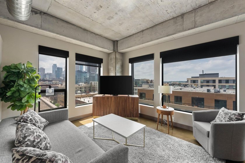 Welcome to Sable, one of the newest condo buildings in North - photo 7
