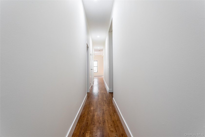 Masterfully beautified and exceptionally updated condo style - photo 8