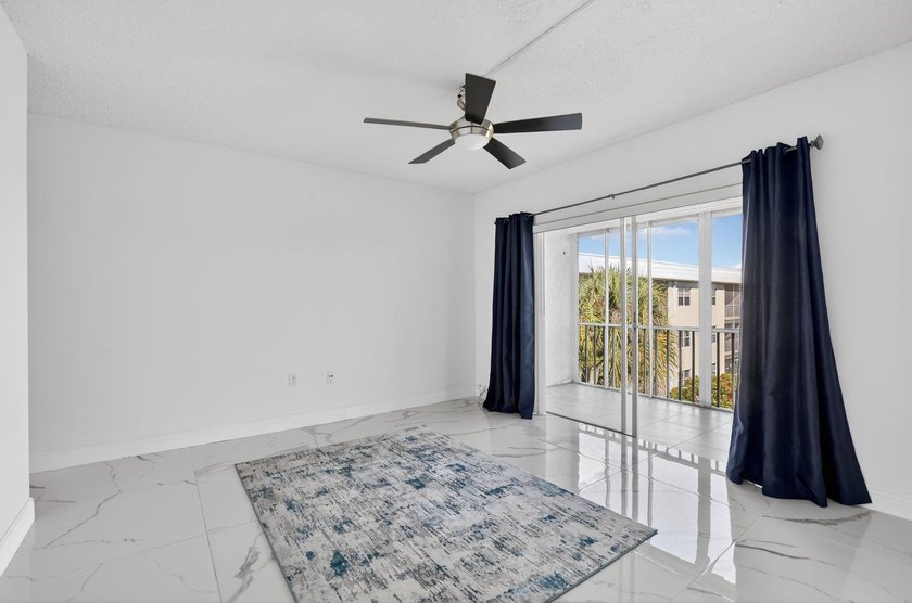Enjoy relaxed South Florida living in this 1-bedroom, 1.5-bath - photo 17
