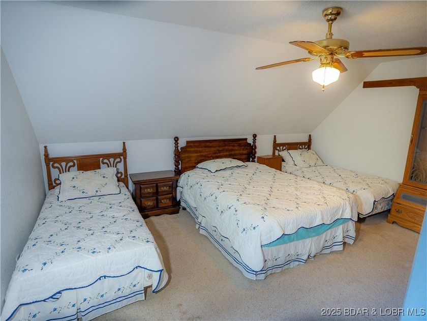 ZERO RESTRICTIONS! Charming cottage on 37.5 Acres very close to - photo 15