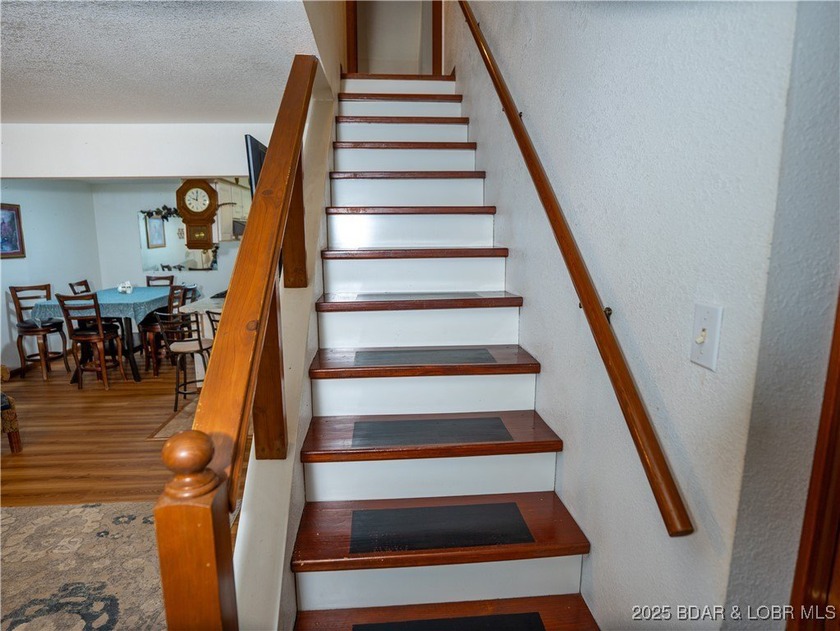 ZERO RESTRICTIONS! Charming cottage on 37.5 Acres very close to - photo 29