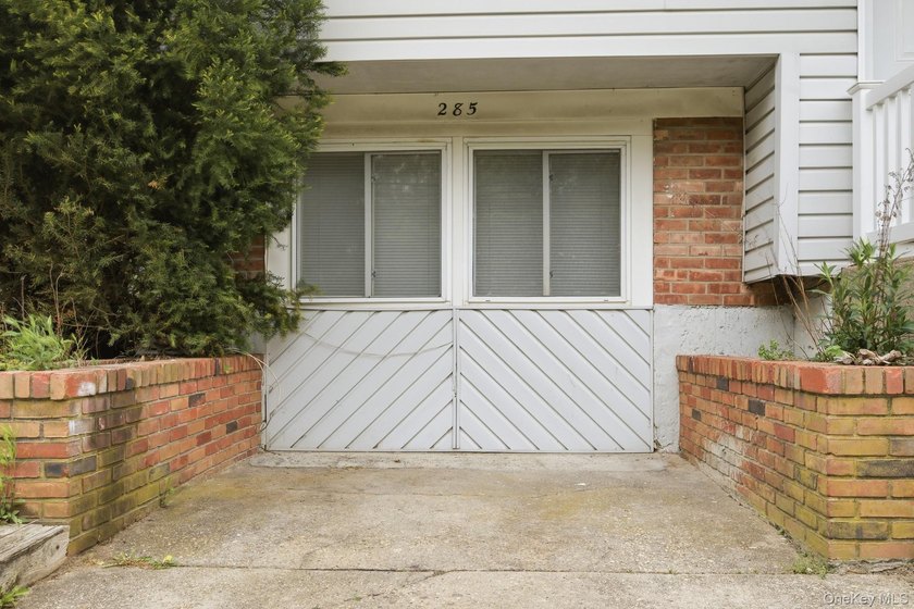 Attention Investors &amp; Multi-Generational buyers! Discover this - photo 5