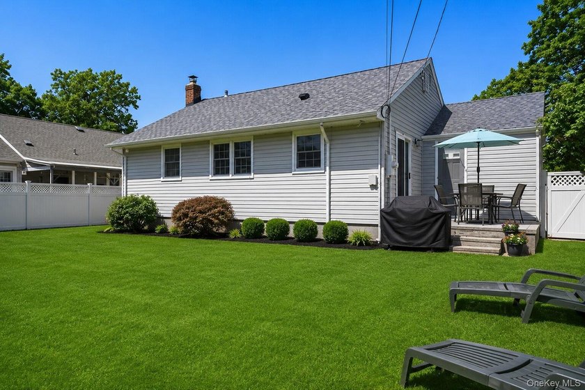 Welcome to this beautifully newly finished and maintained Ranch - photo 27