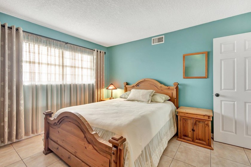 Enjoy stunning intracoastal views from this 5th-floor 2 Bedroom - photo 27