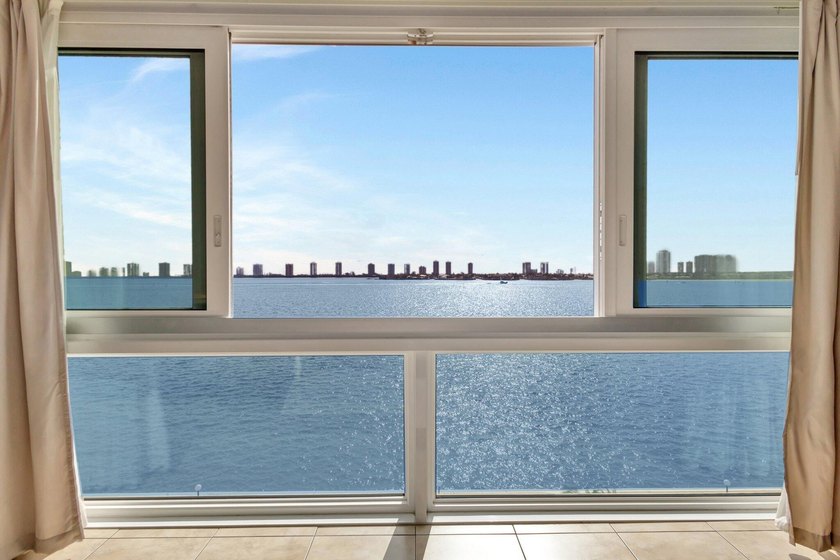 Enjoy stunning intracoastal views from this 5th-floor 2 Bedroom - photo 32